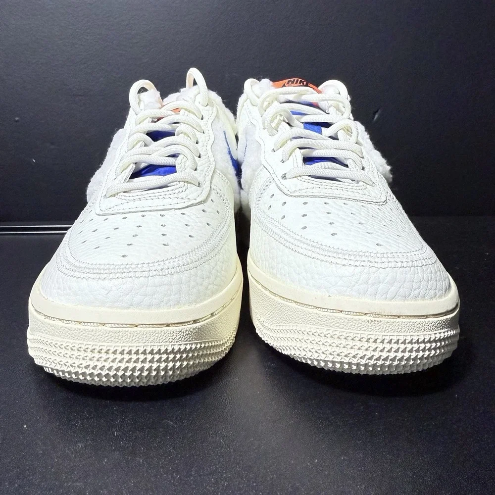 Nike Air Force 1 '07 Womens Size 5 White Sherpa Fleece DO6680-100‎ Blue Coconut